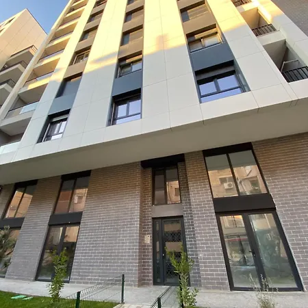 New Era Apartment *